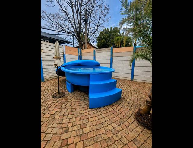 2 BEDROOM HOUSE FOR SALE IN HEUWELOORD